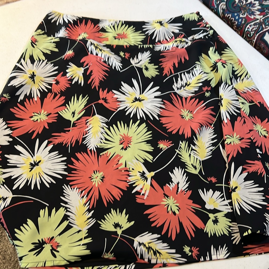 292 Xl Floral Skirt